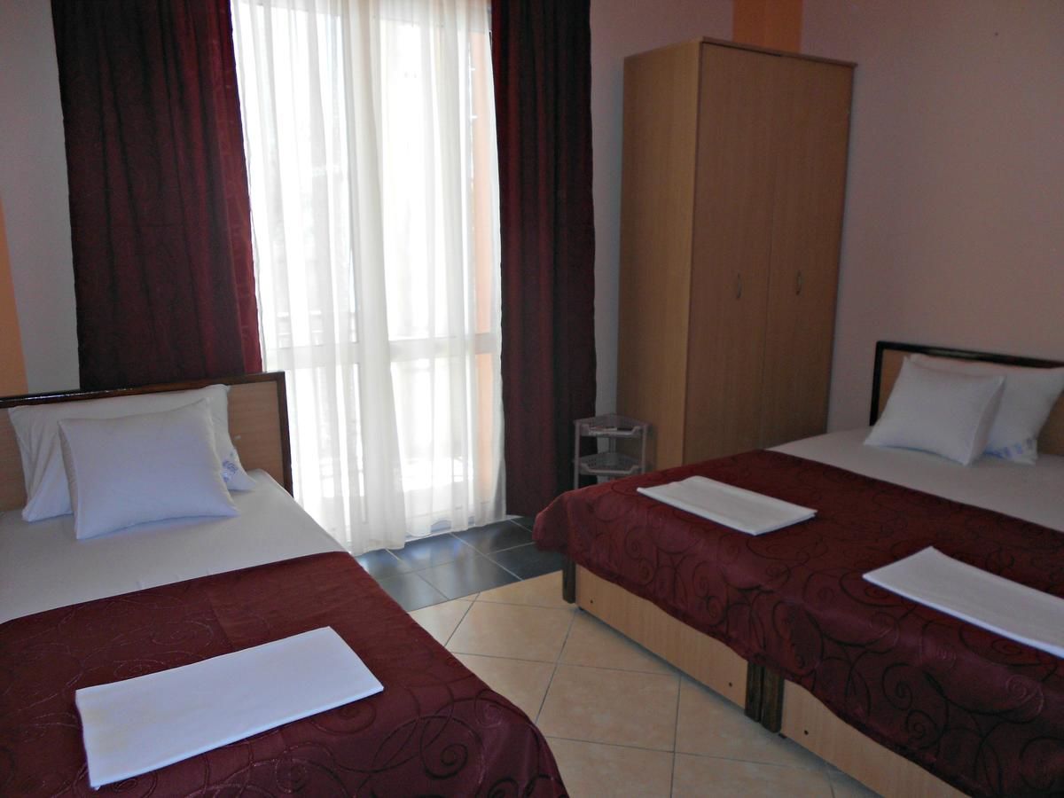Апартаменты Apartments Pekic Сутоморе-13
