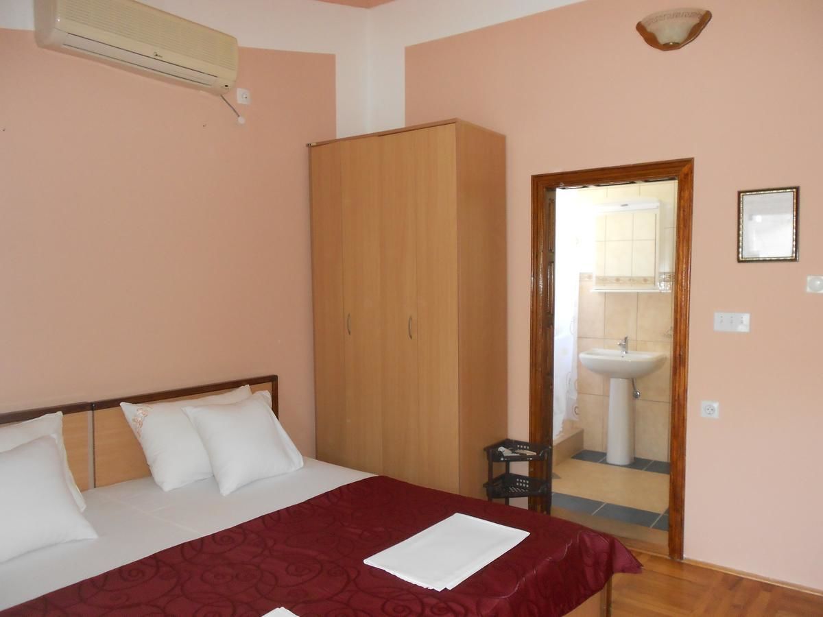 Апартаменты Apartments Pekic Сутоморе-11