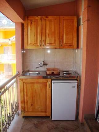 Апартаменты Apartments Pekic Сутоморе Номер-студио-11
