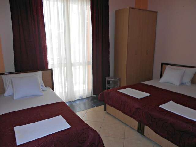 Апартаменты Apartments Pekic Сутоморе-12