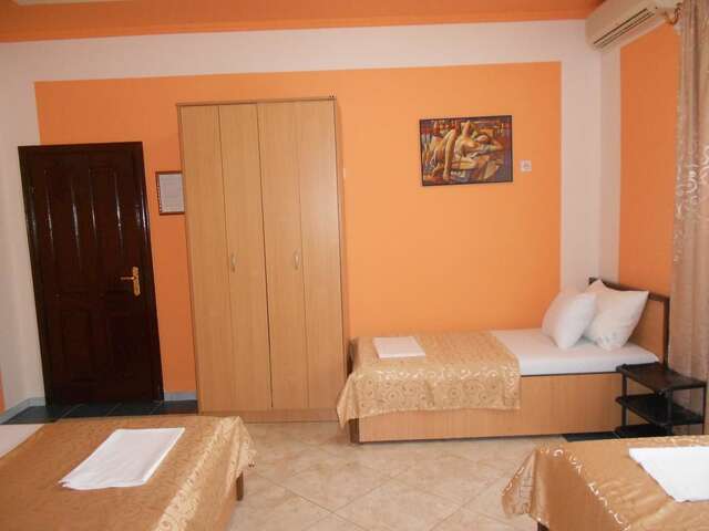 Апартаменты Apartments Pekic Сутоморе-7